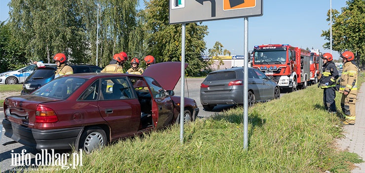 Kolizja trzech aut na Warszawskiej. Sprawca zbieg z miejsca zdarzenia