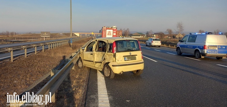 Wypadek na S7. „45-latka stracia panowanie nad autem i uderzya w barier”