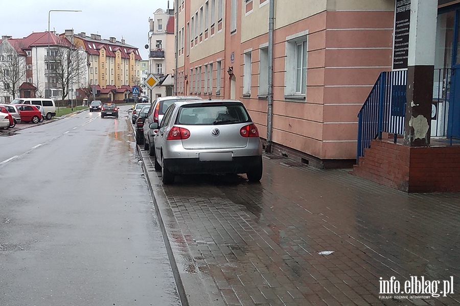 Mistrzowie parkowania w Elblgu (cz 85), fot. 4