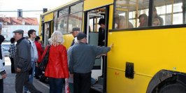 Pasa�erowie skar�� si� na awaryjne tramwaje i brudne autobusy