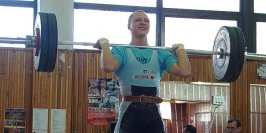 Elbl�scy ci�arowcy rozpocz�li sezon