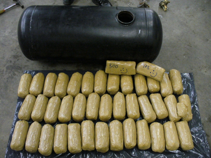 Zatrzymali 14 podejrzanych, zabezpieczyli 16 kg narkotykw 