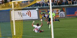 Przyjd� i �wi�tuj z Olimpi� 2004 Elbl�g awans do III ligi