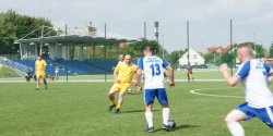 Mundurowi nie dali sobie rady z samorz�dowcami 