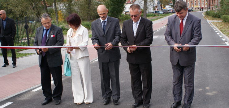 Otwarto nowe drogi w powiecie