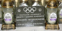 Zaduszki w Elbl�skim Sportowym Klubie Nestora