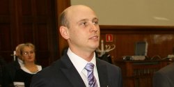 Marek Kucharczyk specjalist� marketingu i reklamy w MOSiR