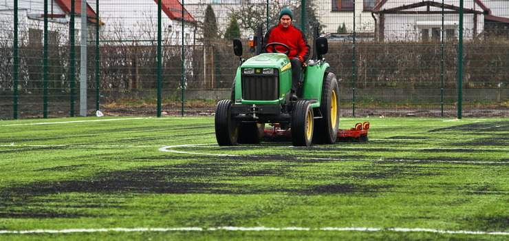 Spore opnienia w budowie Orlikw – boiska powstan dopiero w grudniu