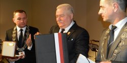 Lech Wa��sa – Honorowy Obywatel Elbl�ga