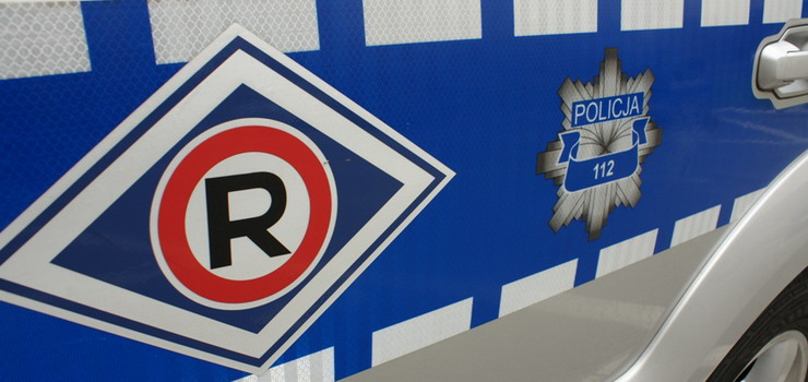 Wjecha do rowu po pijaku, ale twierdzi, e skradziono mu auto
