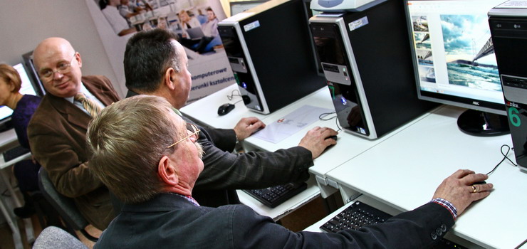 Dostali komputery za 100 tys. zł, by lepiej uczyć przyszłych informatyków