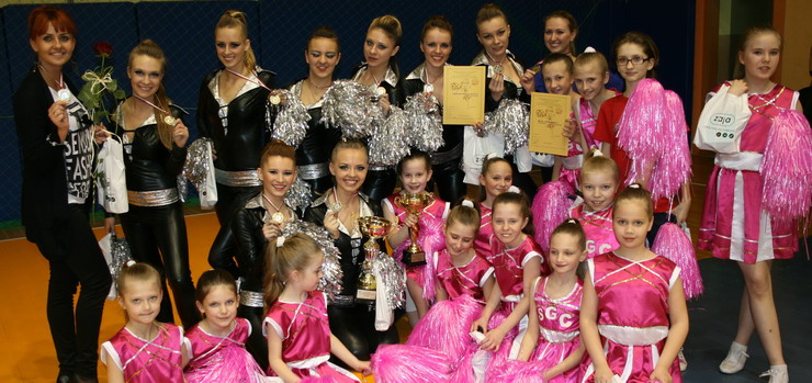 Elblskie dryyny cheerleaders godnie reprezentuj nasze miasto!