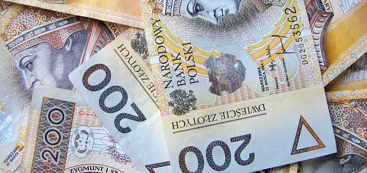 Koniec raju za biurkiem. Zmieni się system płac urzędników