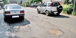Chcesz przejecha� ulic� Piechoty? Przygotuj si� na jazd� slalomem