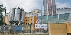 Pracownicy elbl�skiego browaru solidaryzuj� si� z protestuj�cymi zwi�zkowcami z �ywca