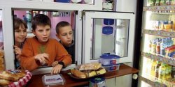 „Nie” dla �mieciowego jedzenia w polskich szko�ach