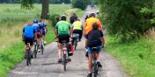 Prawie stu rowerzystw w ERGOnomiecznej wycieczce odwiedzio pochylnie 
