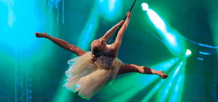 Magic Malbork, czyli niesamowite show z udziaem akrobatw, laserw, wiate i muzyki