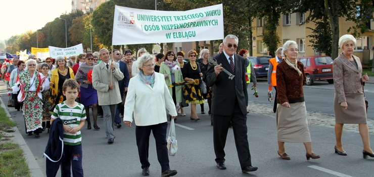 Życie zaczyna się po 50-tce! Tak świętowali elbląscy seniorzy 
