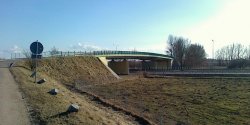 Wyremontuj� zniszczon� sie� o�wietlenia wiaduktu przy ul. Akacjowej