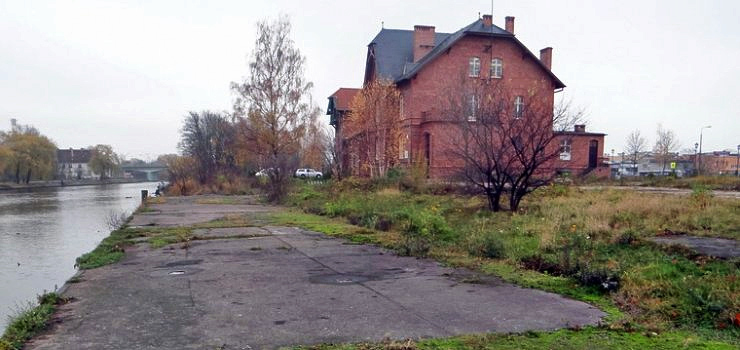 Pub na Wyspie Spichrzw powstanie dopiero w przyszym roku?