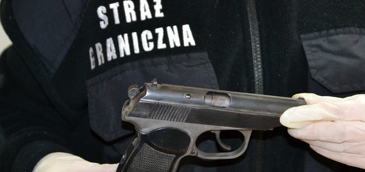 Kaliber 8 mm bez zgody na granicy