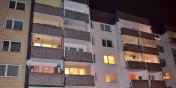Petarda wpada na balkon i spowodowaa poar. W mieszkaniu nikogo nie byo