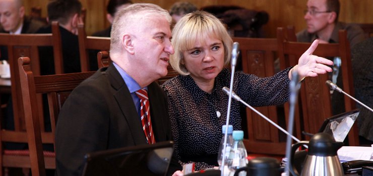 W trosce o nasze bezpieczestwo w Elblgu pojawi si tablice z numerami alarmowymi