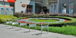 W mie�cie stan� stojaki rowerowe z jednym, niepowtarzalnym wzorem