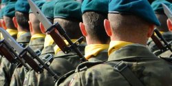 Pob�r do wojska przez Internet? Ministerstwo nie wyklucza tego pomys�u