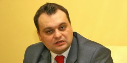  Korupcja w UM? Radny sejmiku Witold Strzelec zwo�uje konferencj�, by odeprze� zarzuty