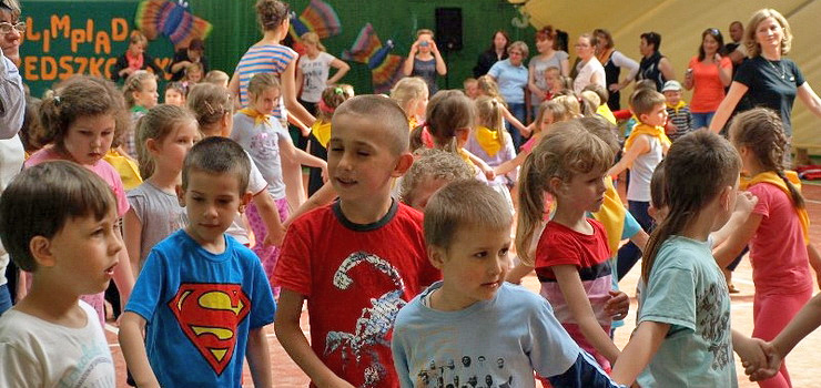 Polskie dzieci tyj najszybciej w Europie - jak z tym walczy? Sprawd porady dietetyka