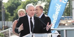 Obietnice wyborcze Jaros�awa Kaczy�skiego: o przekopie Mierzei, likwidacji Stra�y Miejskiej i realizacji polskich interes�w