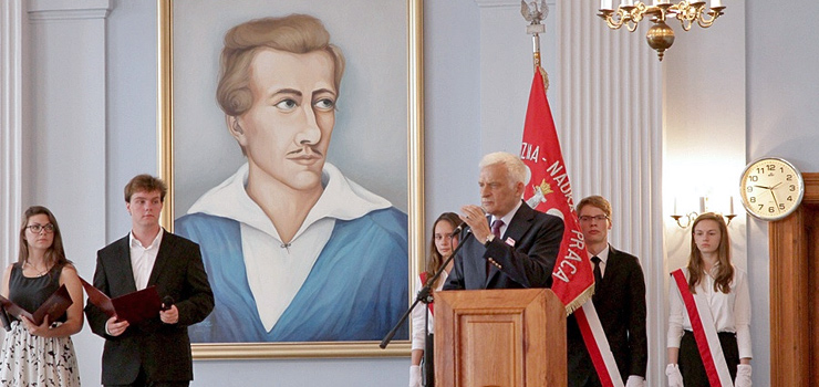 Prof. Jerzy Buzek wzi udzia w uroczystym zakoczeniu roku szkolnego w I LO 