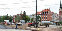 Czy nieprzewidziane roboty dodatkowe przy DW503 i DW504 pogbi dug Miasta?