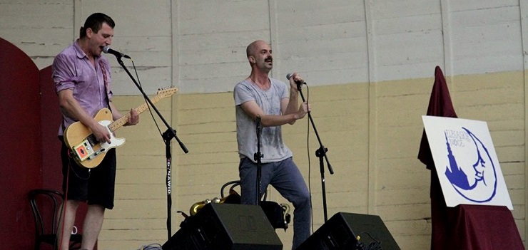 „Miłość jest zagadnieniem, które mnie frapuje”