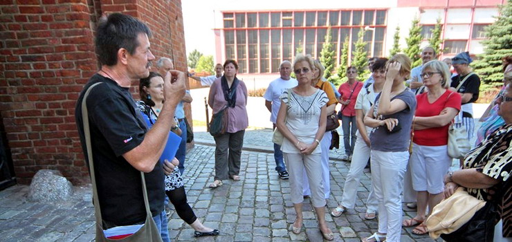 Przewodnicy zapraszają - poznaj historię ul. 1-go Maja
