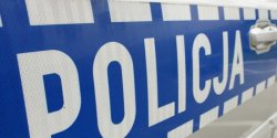Elbl�g: Ukradli blach� i sprzedali jako z�om