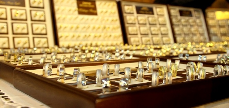 W Elblągu - ślubów mało, dzieci mało... Co się stało?