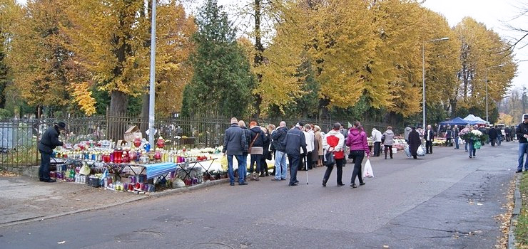 Handel we Wszystkich Świętych