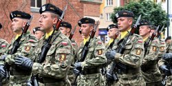 Tradycyjny pob�r zast�pi kwalifikacj� wojskow�?
