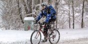 Jazda rowerem po chodniku. "Rowerowe" zmiany w kodeksie drogowym