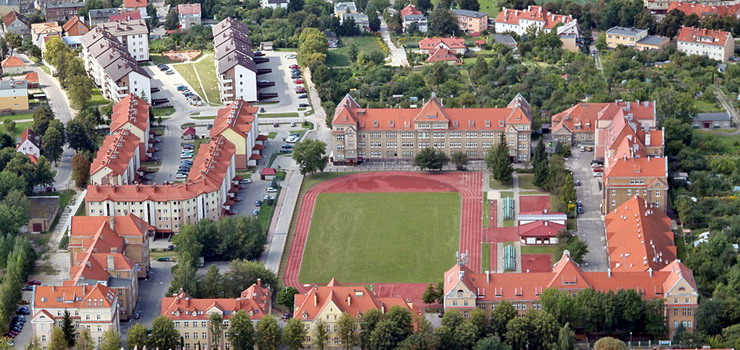 Radni Platformy Obywatelskiej o faktach w elbląskiej oświacie