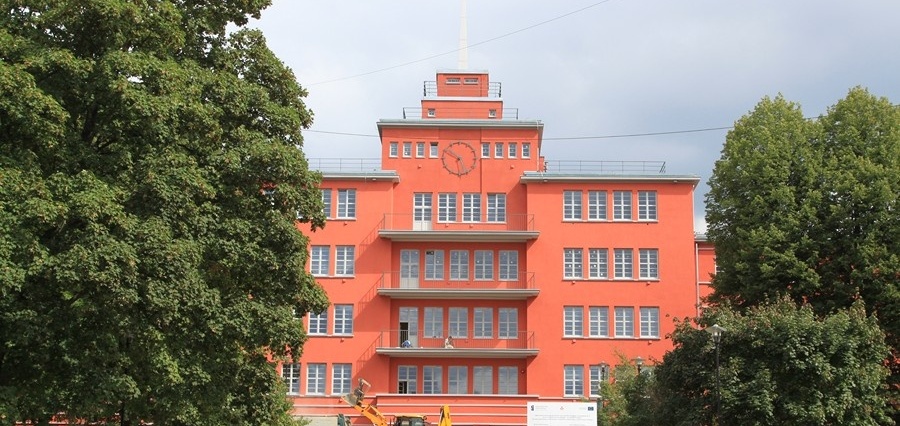 Czy Zespół Szkół Zawodowych Nr 1 zostanie przeniesiony do budynku Gimnazjum Nr 5?