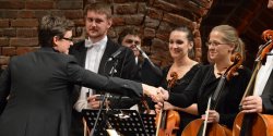 Kolejna kulturalna inauguracja. Pierwszy koncert EOK – r�norodnie i pouczaj�co