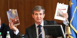 Urz�d Miejski dopu�ci� si� plagiatu? „Zachodz� wszelkie okoliczno�ci dokonania nie tylko plagiatu, ale i kradzie�y w�asno�ci intelektualnej”