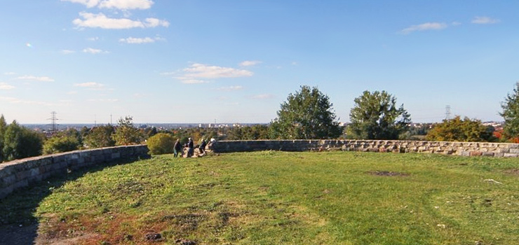 Ruszyły prace na Gęsiej Górze. Inwestycję realizuje Elzambud