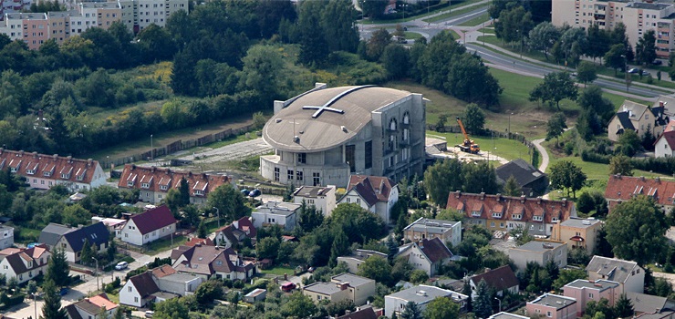 Libacje, zastraszanie i groby podpalenia drewnianej kaplicy przy ul.Czstochowskiej. Bd patrole