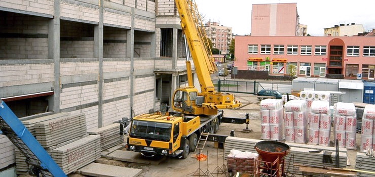 Praca wre. Zobacz zdjęcia z remontu w Szkole Muzycznej