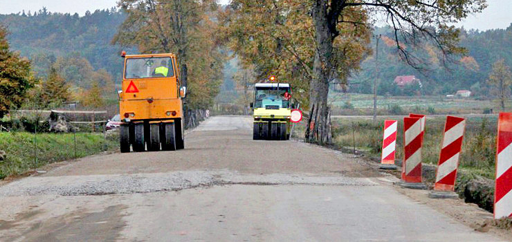 Zamknięta droga do Tolkmicka spędza sen z oczu mieszkańcom. Kiedy zakończą się roboty?